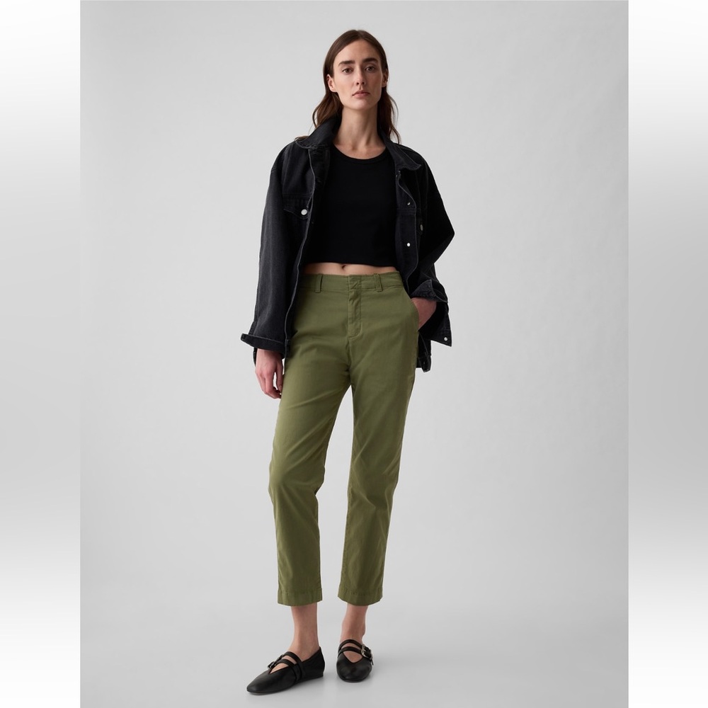 GAP Midrise Downtown Khakis